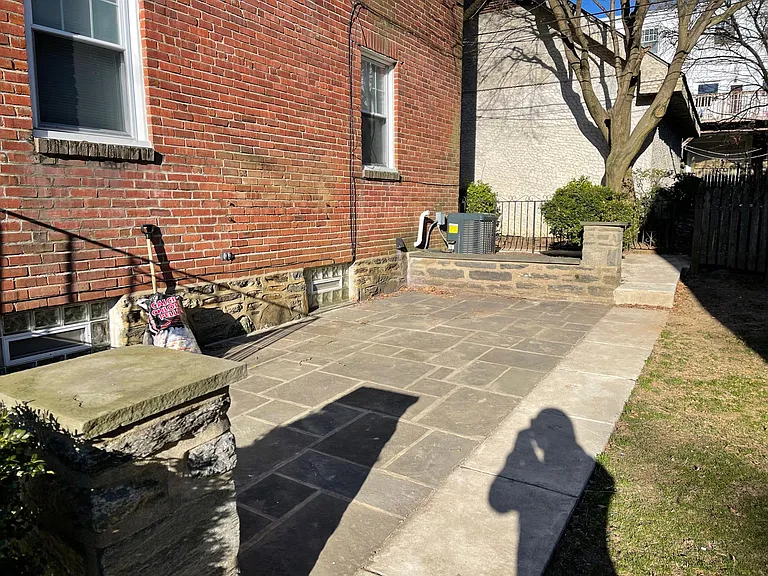 55 Woodale Ave — Photo 3