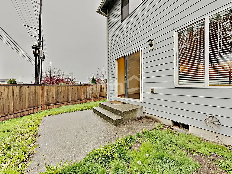 9202 175th Street Ct E — Photo 20