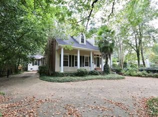 3710 Hawthorne Dr, Jackson, MS 39206