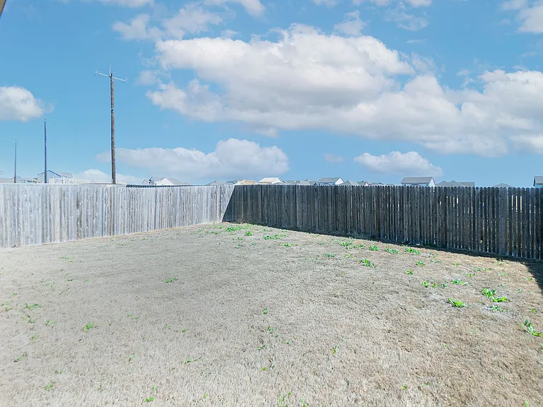 4614 Heathers Cross — Photo 22