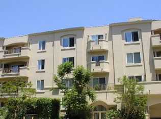 1878 Greenfield Ave APT 305, Los Angeles, CA 90025