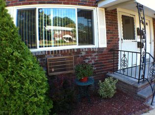 12 Juniper Ln #A, Eatontown, NJ 07724