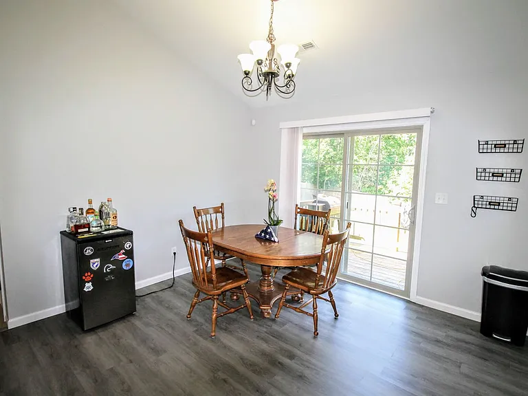22758 Return Ln — Photo 2
