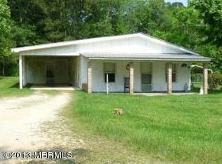 1208 Pecan St, Waynesboro, MS 39367