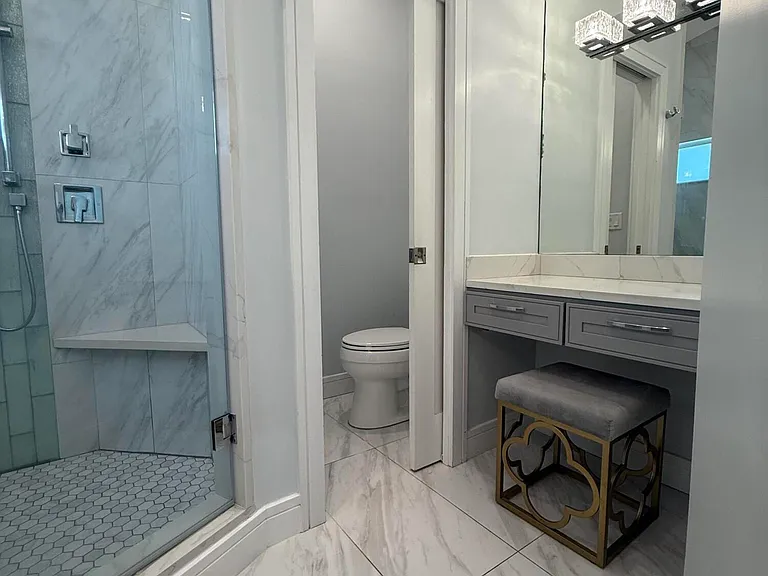20725 Waters Edge Ct — Photo 16