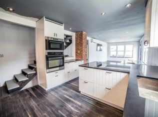 107 Tallman Ave, Portsmouth, RI 02871
