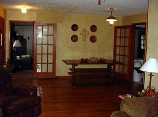 1243 Airline Dr, Grapevine, TX 76051
