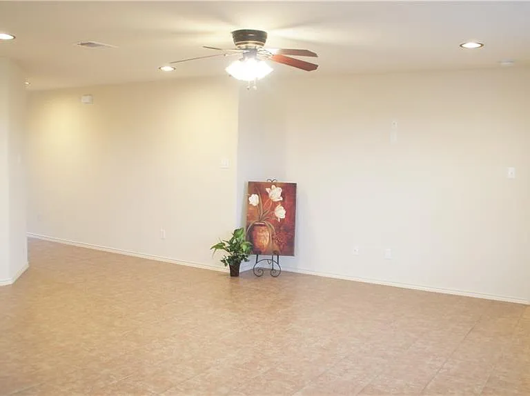 13332 High Sierra St — Photo 6