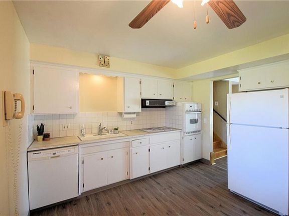3rd image of 2507 Friar Dr