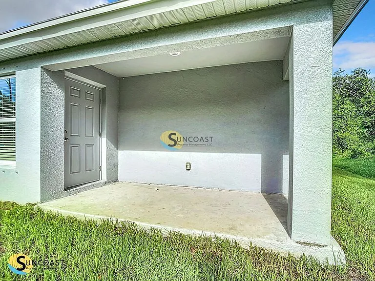 290 Longley Dr — Photo 15