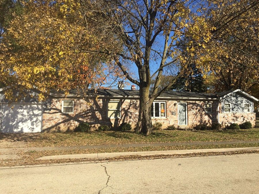 1st image of 1001 Plaza Dr