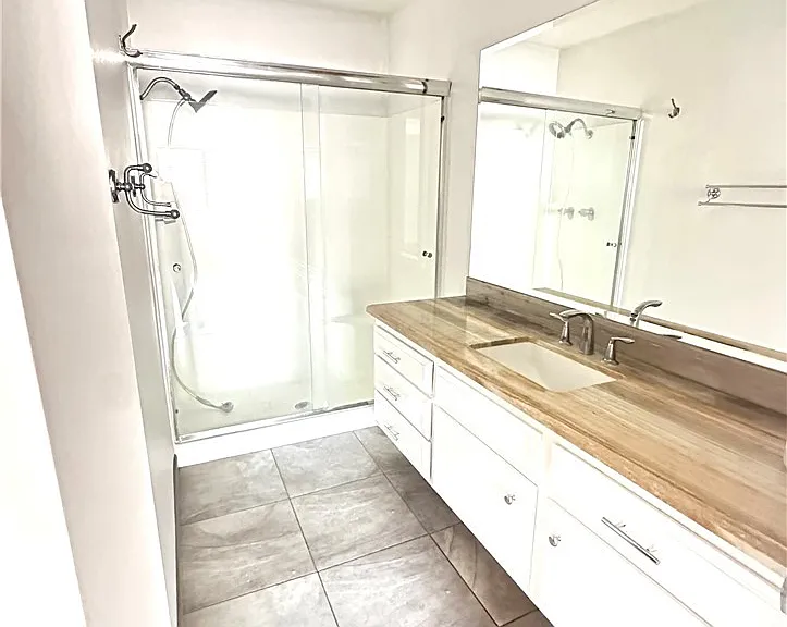 9000 Vanalden Ave #156 — Photo 11