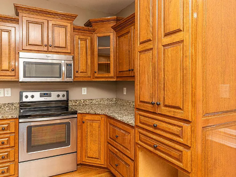 303 Glenn Laurel Dr — Photo 15