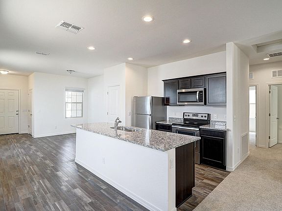 4th image of 297 S Verdad Ln