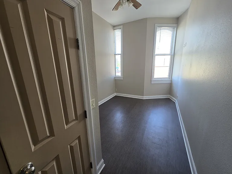 207 E 3rd St #1 — Photo 6