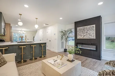 2 bed, 2.5 bath, 1216 sqft, $1,900 — Photo 4