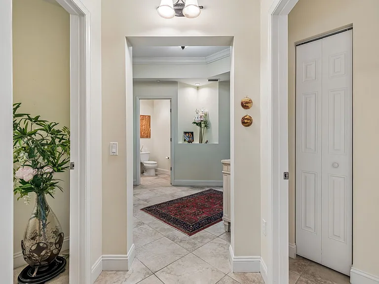7702 Lake Vista Ct #202 — Photo 44