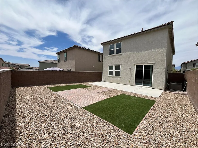 7052 Fossil Lake St — Photo 26
