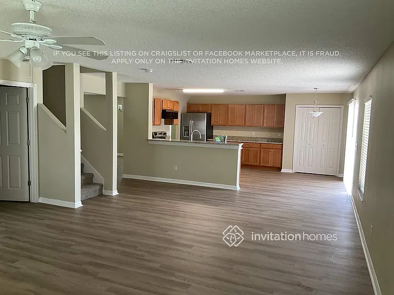 932 Crystal Bay Ln — Photo 3