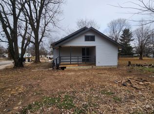 2259 Cleveland Ave, Baxter Springs, KS 66713