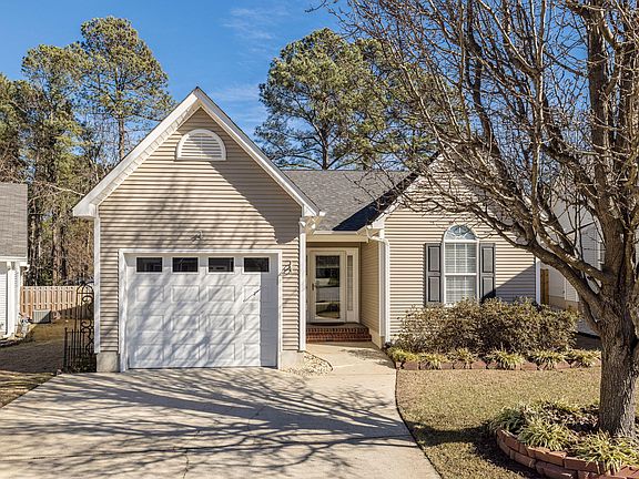 4th image of 4402 Summerlin Drive