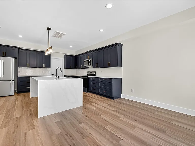 12315 New Jordan Ln — Photo 15
