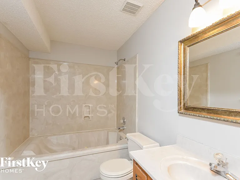 682 Brandy Dr — Photo 9