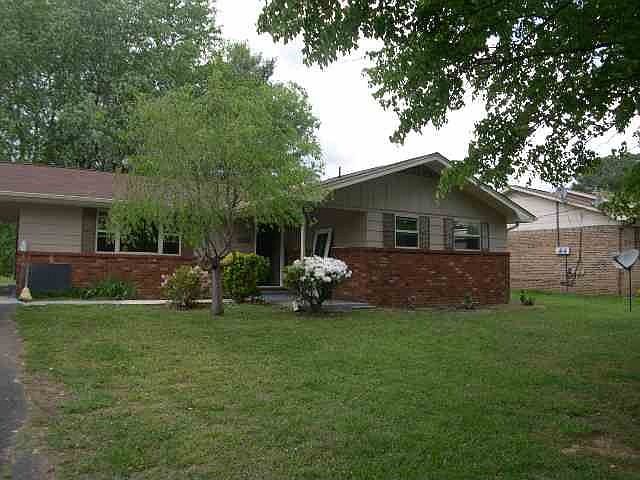 1st image of 4101 Forestview Dr NW