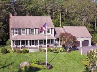 14 Ashley Ln, Acushnet, MA 02743