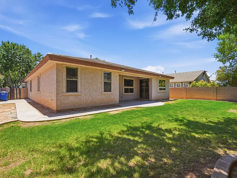 4058 E Bruce Ave — Photo 23