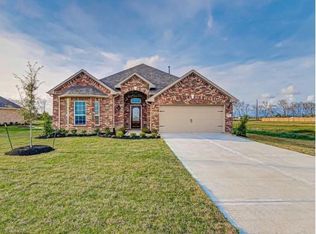11702 Champions Frst, Mont Belvieu, TX 77535