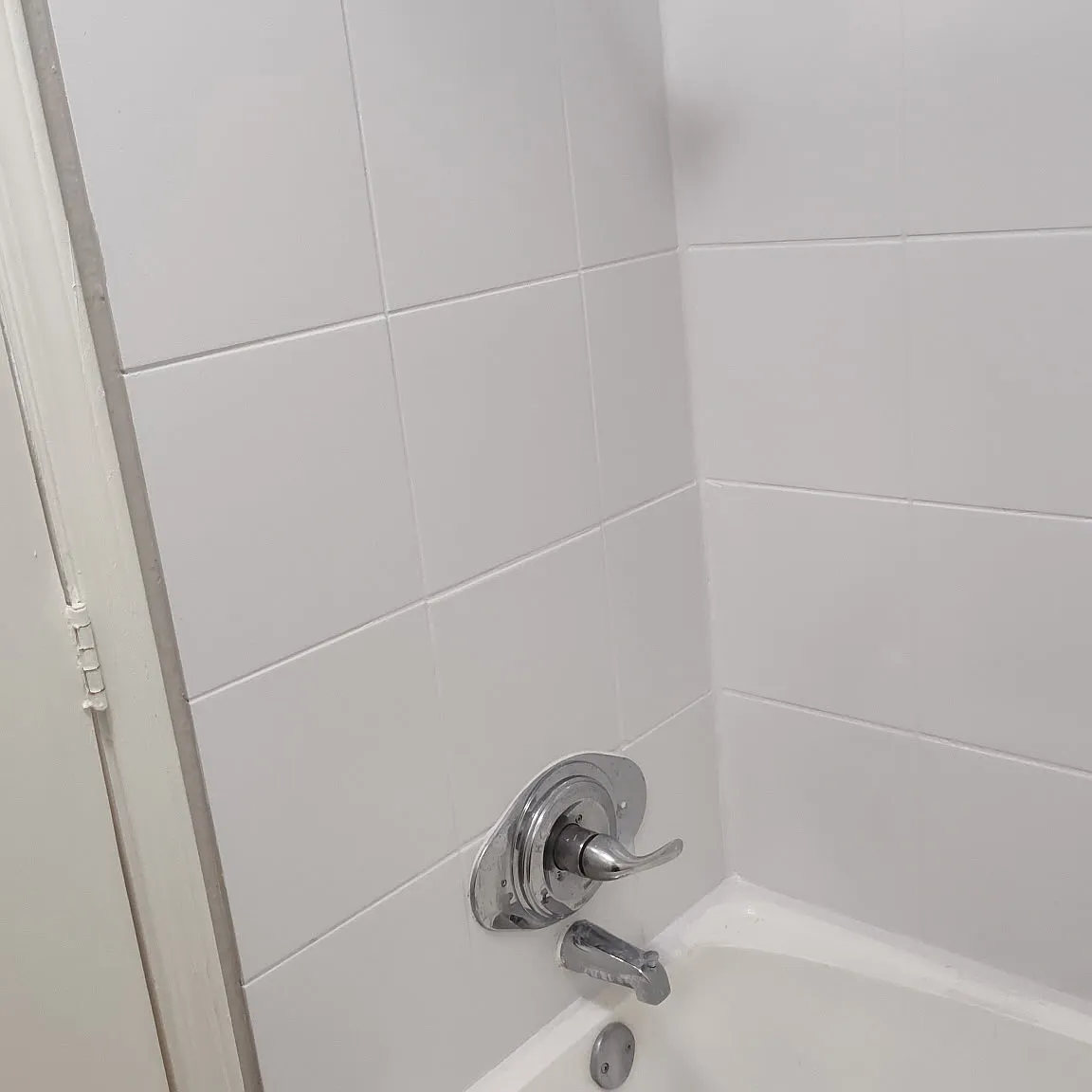 2 bed, 1.5 bath, 1012 sqft, $1,550 — Photo 2