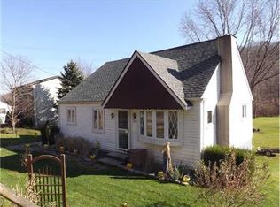 3092 Santiago Rd, Imperial, PA 15126