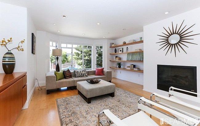 1st image of 879 Rhode Island St #1