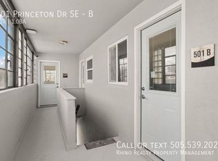 501 Princeton Dr SE Unit B, Albuquerque, NM 87106