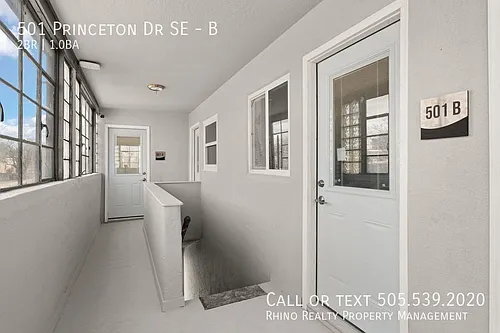 501 Princeton Dr SE #B Photo 1