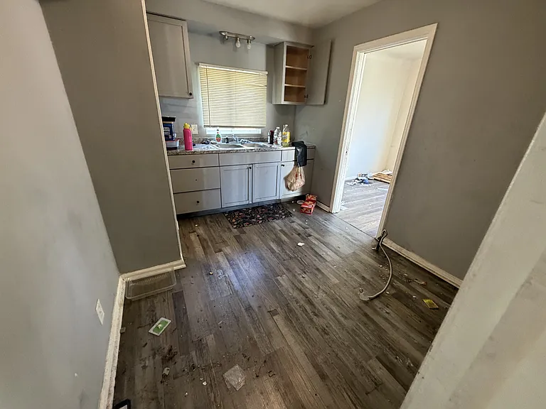 15058 Park Grove St — Photo 6