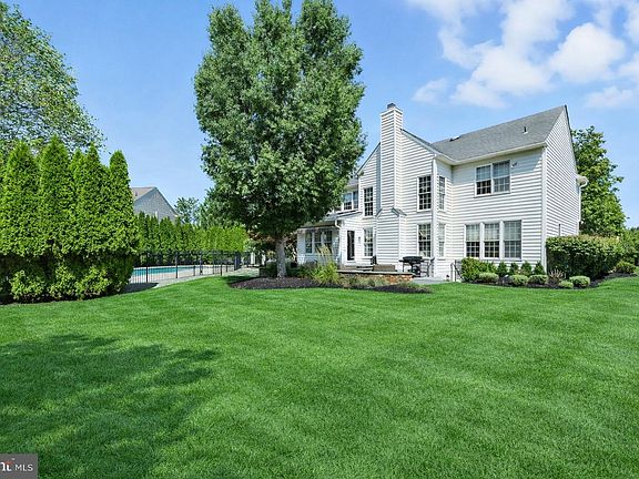 5th image of 2 Eagleton Farm Rd