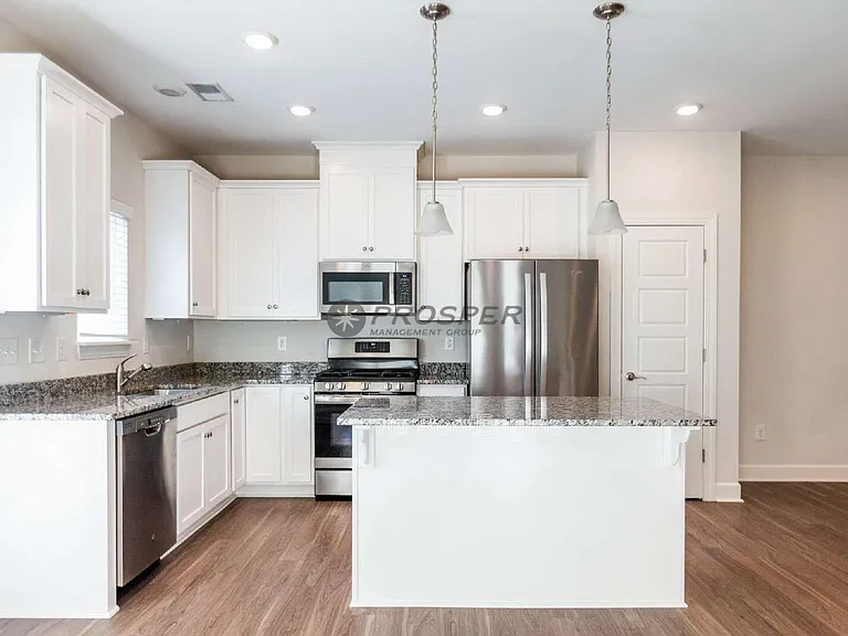 16 Jaycee Ct — Photo 4
