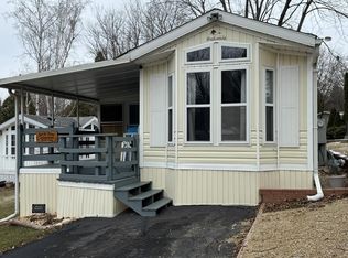 357 Skyline Dr, Edgerton, WI 53534