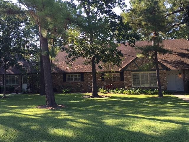 1st image of 410 S Shadowbend Ave