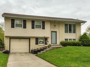 4408 64th St, Urbandale, IA 50322