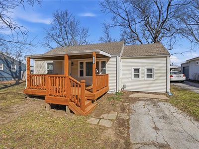 1807 W Main St, Blue Springs, MO, 64015
