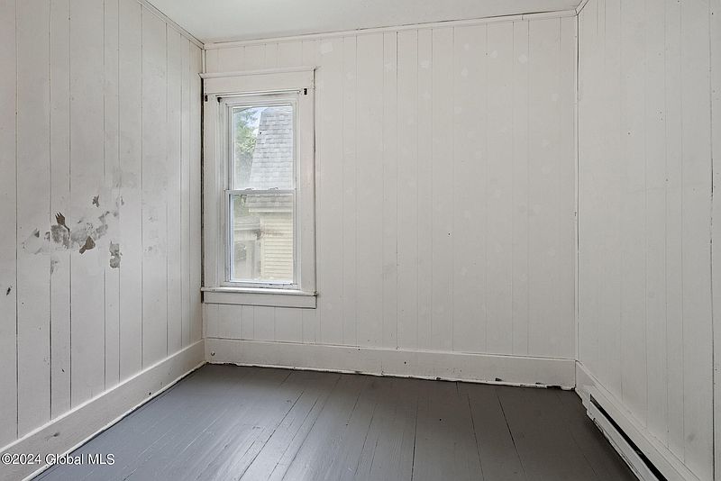 3rd image of 213-215 Vrooman Avenue