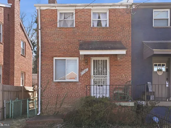 4263 Hildreth St SE, Washington, DC 20019