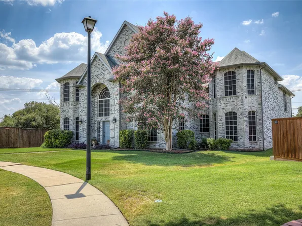 7217 Silverthorn Dr, Rowlett, TX 75089