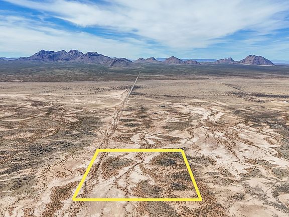 2nd image of 5745 Salina Rd