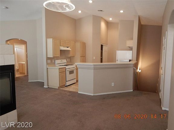 3rd image of 6510 Bucking Horse Ln #101