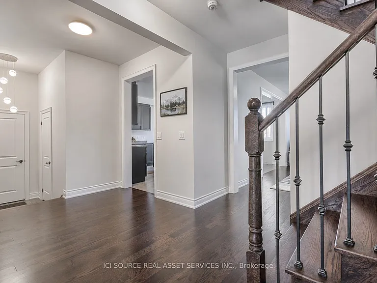739 Clifford Perry Pl — Photo 8