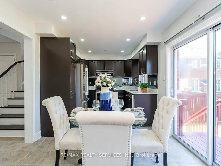 85 Williamson Dr — Photo 16